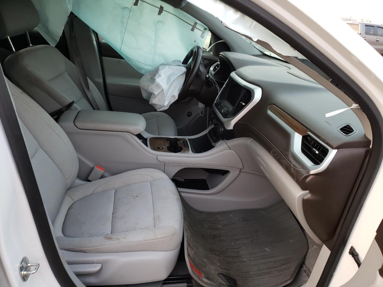 Photo 5 from auction – 2020 GMC ACADIA SLE with VIN 1GKKNKLS8LZ163583