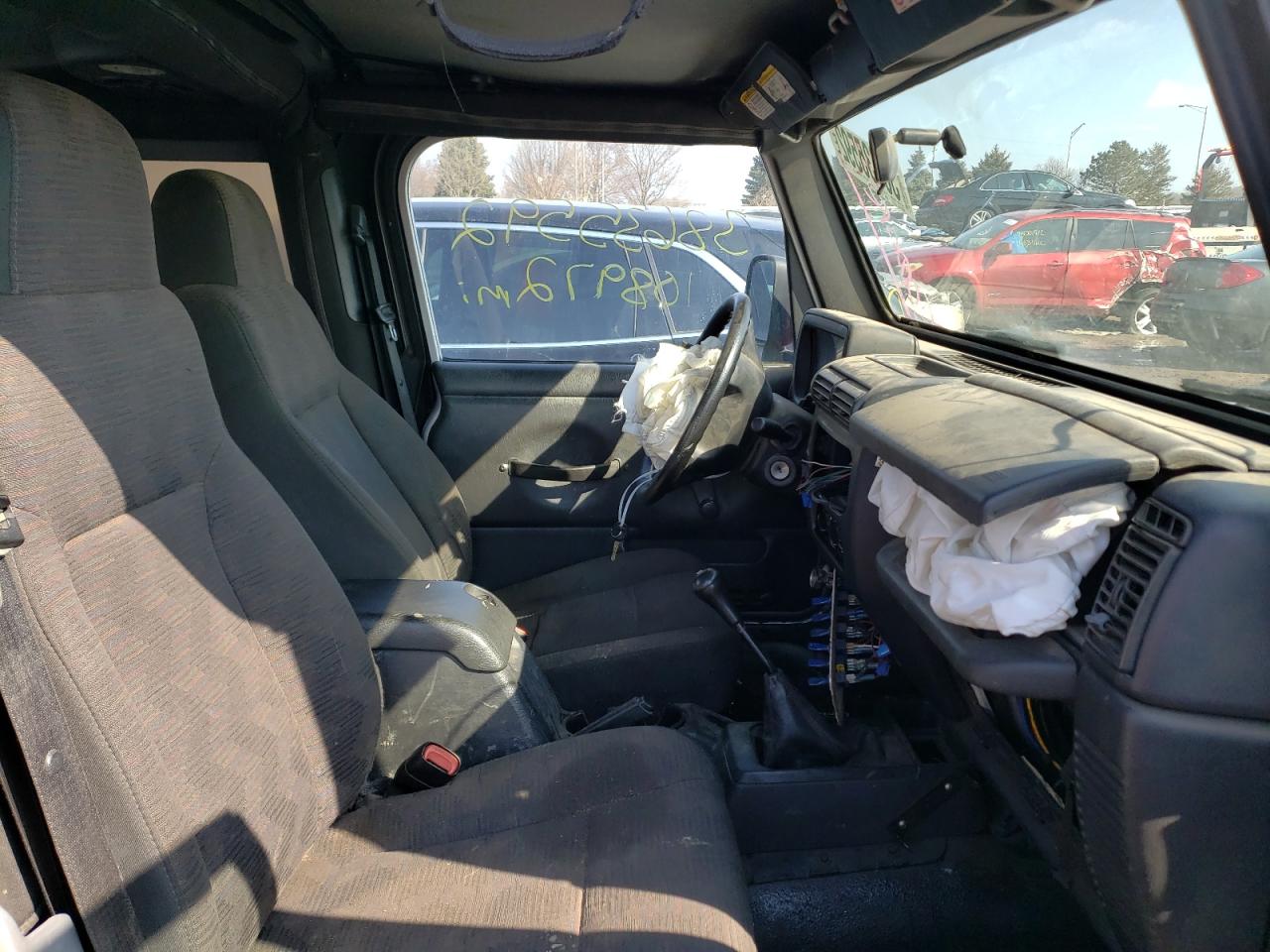 Photo 5 from auction – 2005 JEEP WRANGLER / with VIN 1J4FA29175P379358