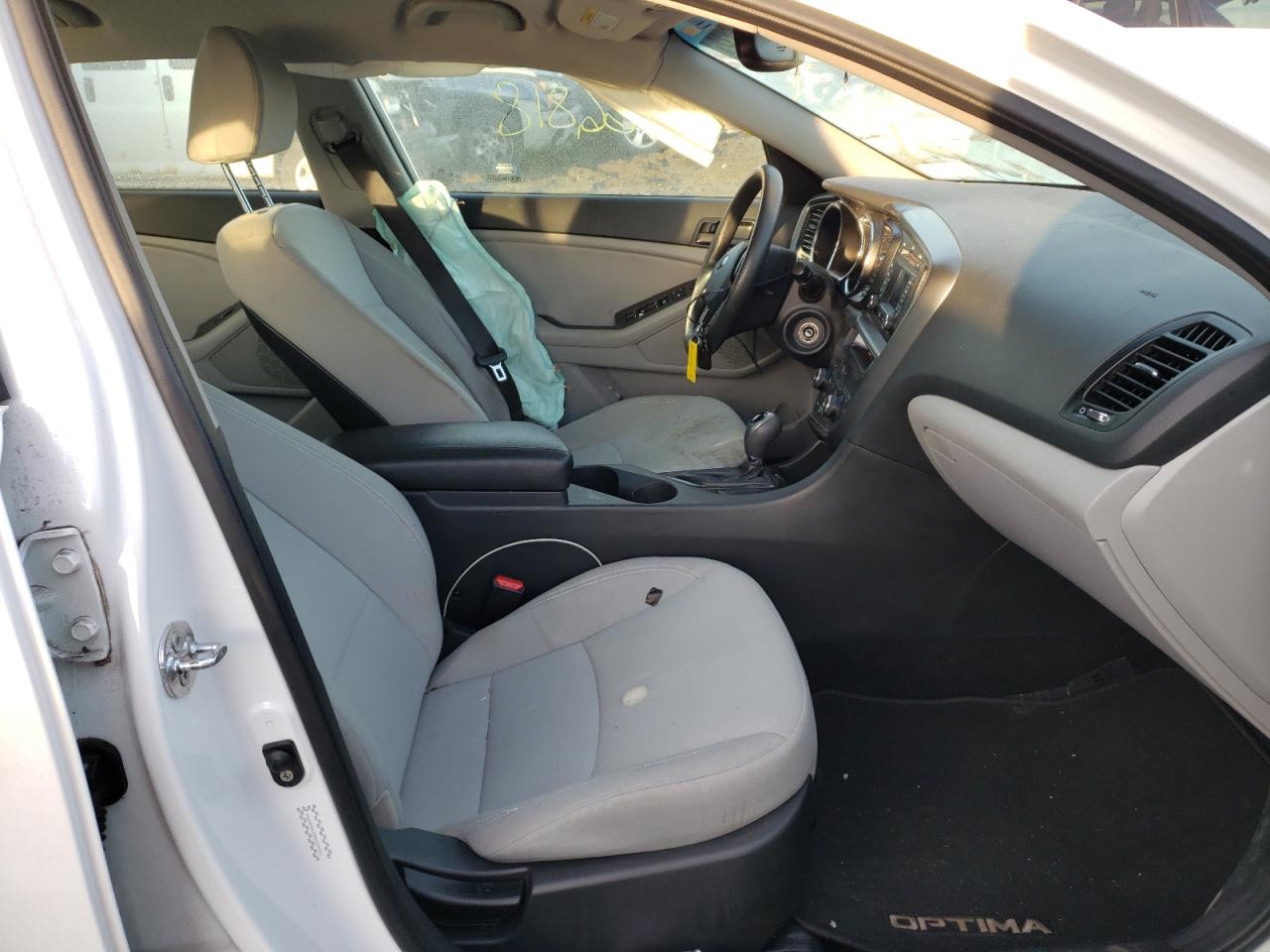 Photo 5 from auction – 2013 KIA OPTIMA LX with VIN KNAGM4A72D5434531