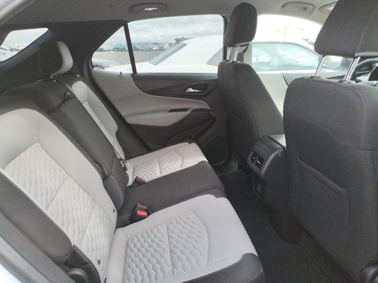 Photo 6 from auction – 2021 CHEVROLET EQUINOX LS with VIN 3GNAXSEV0MS178562