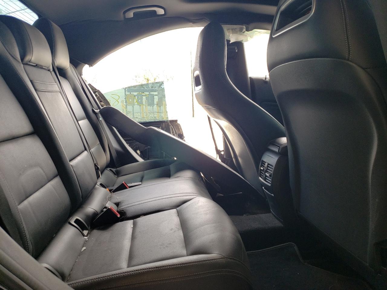 Photo 6 from auction – 2016 MERCEDES-BENZ CLA 250 with VIN WDDSJ4EB4GN364187