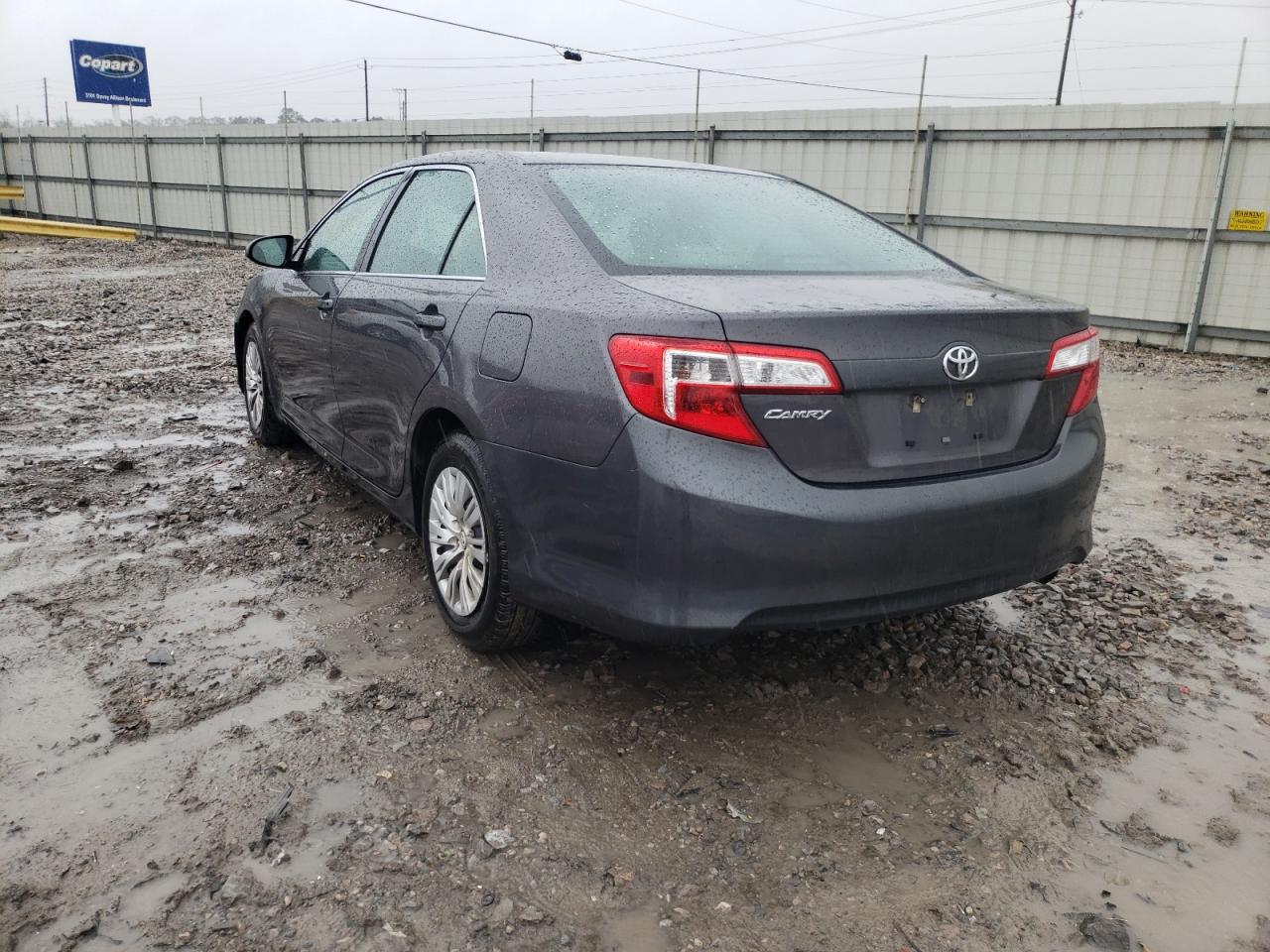 Photo 3 from auction – 2014 TOYOTA CAMRY L with VIN 4T1BF1FK5EU766694