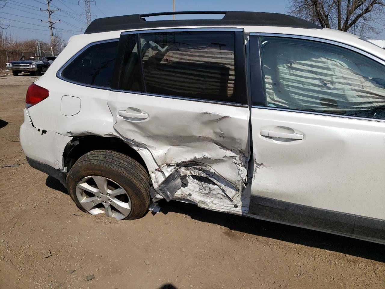 Photo 9 from auction – 2013 SUBARU OUTBACK 3. with VIN 4S4BRDLC5D2231462