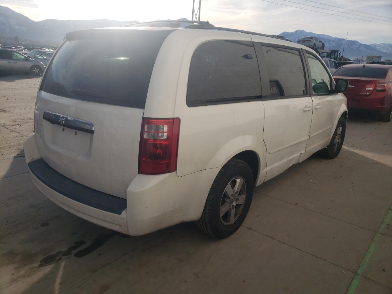 Photo 4 from auction – 2009 DODGE GRAND CARA with VIN 2D8HN44E09R573986
