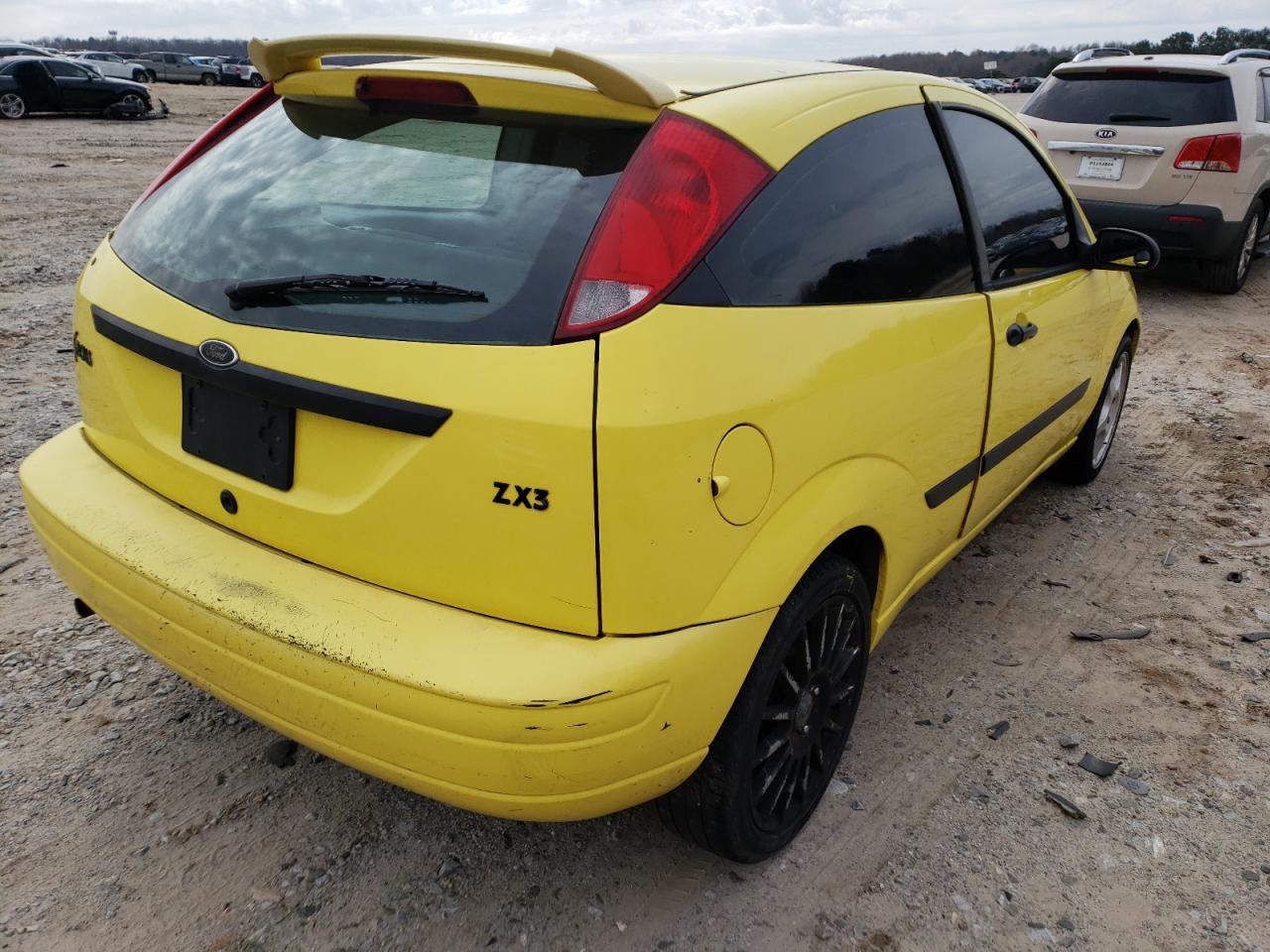 Photo 4 from auction – 2003 FORD FOCUS ZX3 with VIN 3FAFP31383R190995