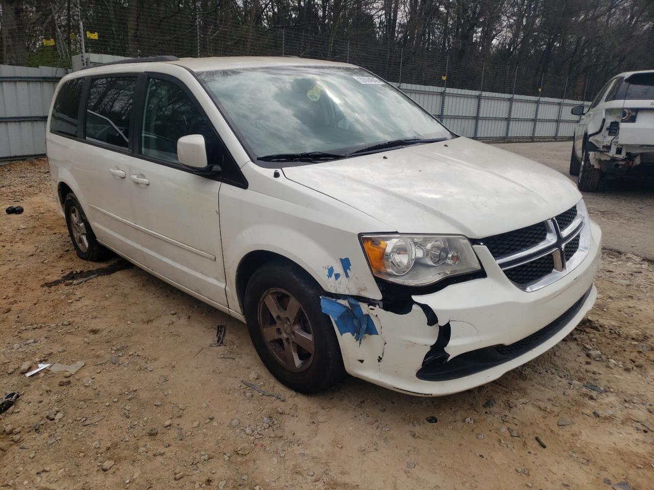 DODGE GRAND CARA 2013 with VIN 2C4RDGCG0DR549741 - Photo from auction
