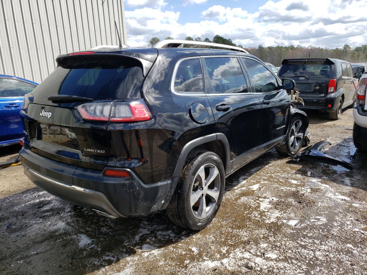 Photo 4 from auction – 2019 JEEP CHEROKEE L with VIN 1C4PJMDX1KD135025