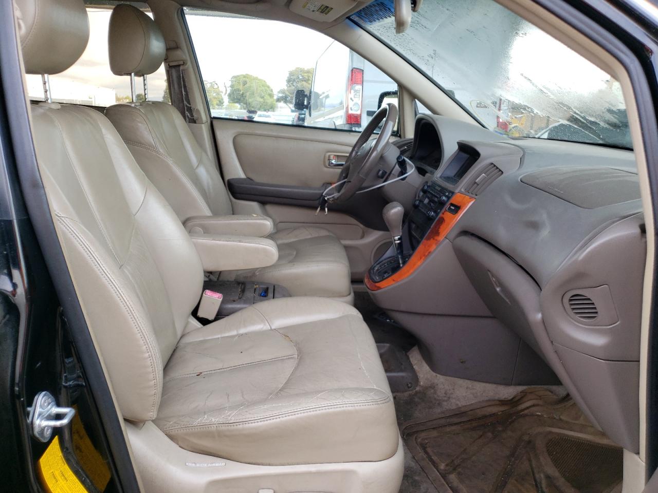 Photo 5 from auction – 2001 LEXUS RX 300 with VIN JTJGF10U810093578