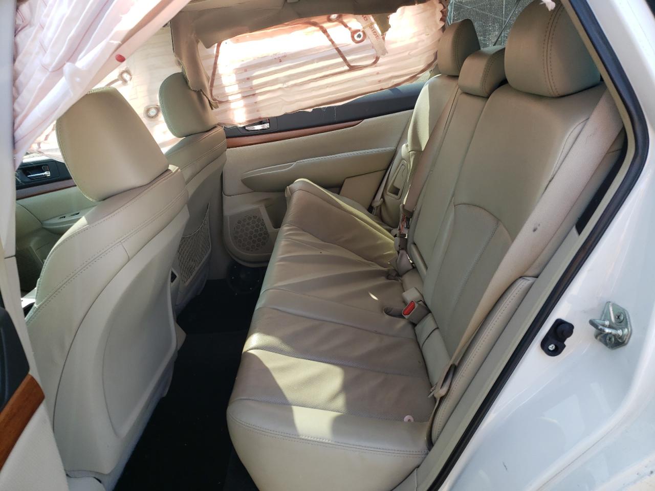 Photo 6 from auction – 2013 SUBARU OUTBACK 3. with VIN 4S4BRDLC5D2231462