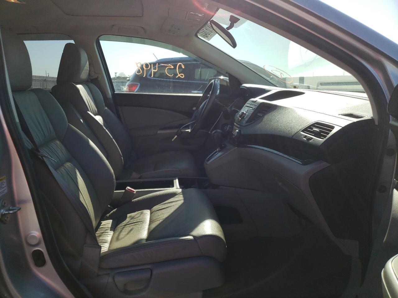 Photo 5 from auction – 2012 HONDA CR-V EXL with VIN 5J6RM4H78CL041347