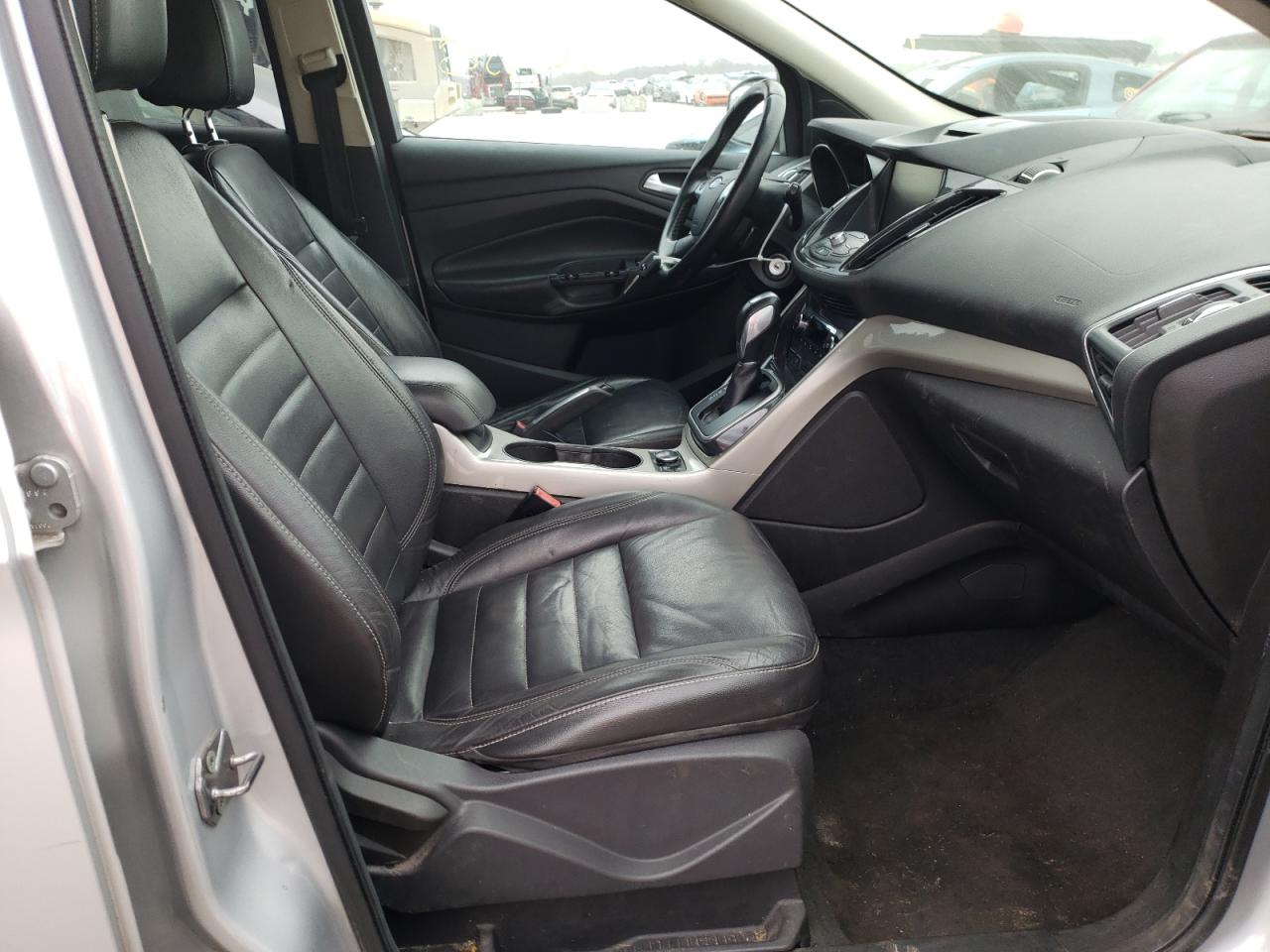 Photo 5 from auction – 2013 FORD ESCAPE SEL with VIN 1FMCU0HX1DUB10309