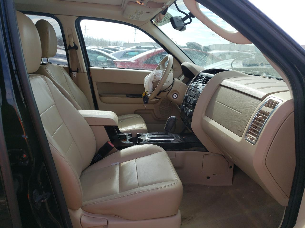 Photo 5 from auction – 2012 FORD ESCAPE LIM with VIN 1FMCU0EG0CKB29013