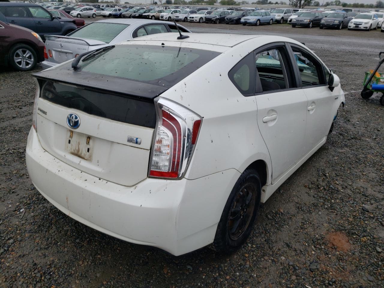 Photo 4 from auction – 2013 TOYOTA PRIUS with VIN JTDKN3DU9D5558110