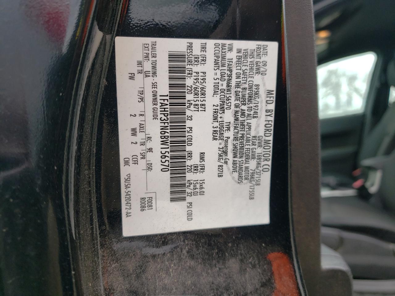 Photo 10 from auction – 2011 FORD FOCUS SE with VIN 1FAHP3FN6BW156570