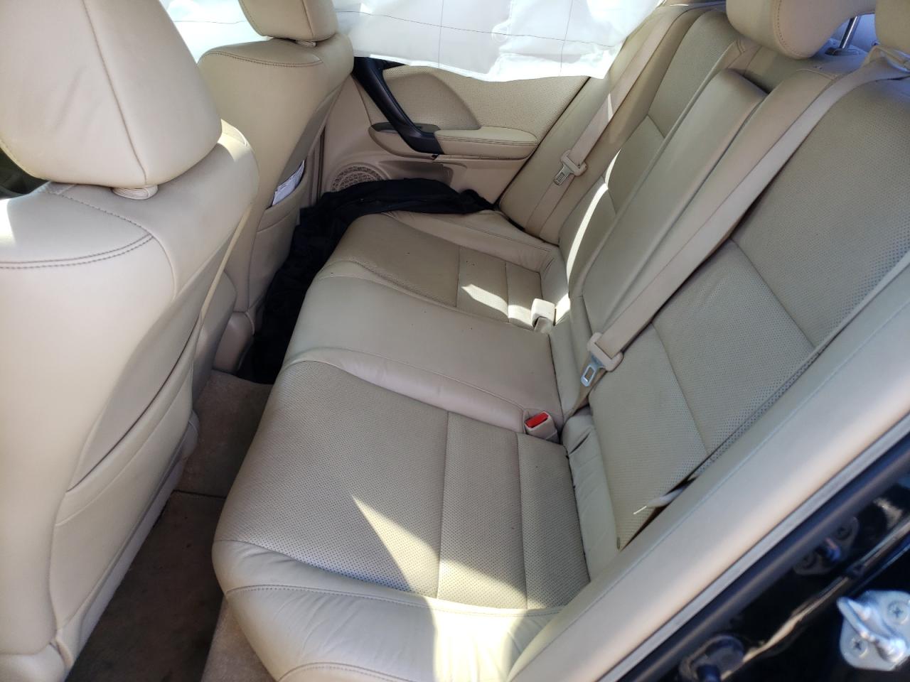 Photo 6 from auction – 2010 ACURA TSX with VIN JH4CU2F65AC022289