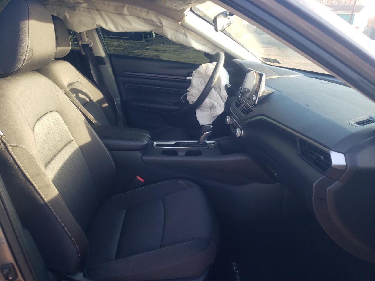 Photo 5 from auction – 2019 NISSAN ALTIMA S with VIN 1N4BL4BV6KC246963