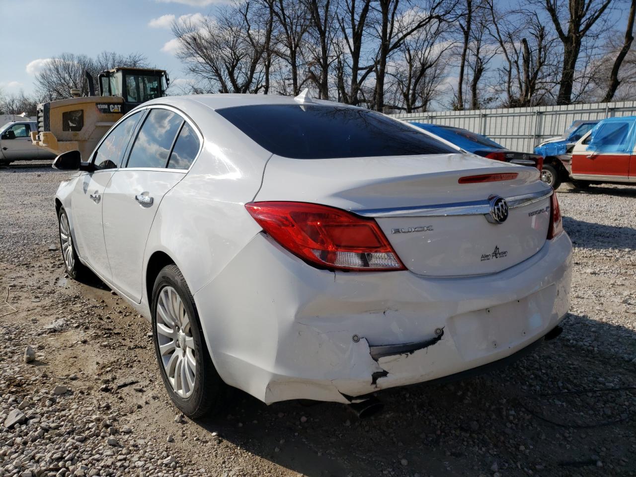 Photo 3 from auction – 2013 BUICK REGAL PREM with VIN 2G4GS5EV1D9174385