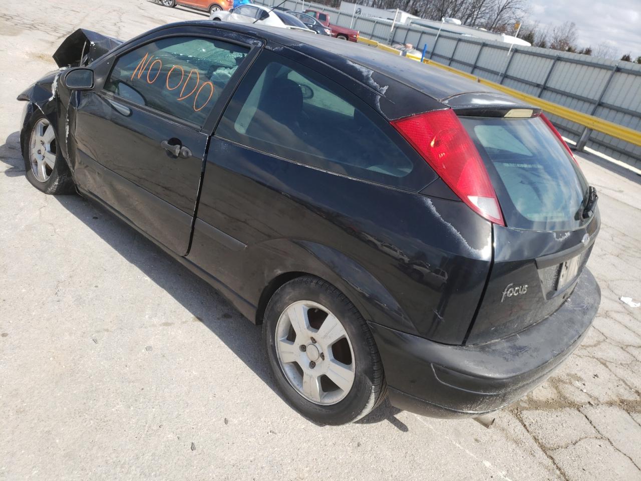 Photo 3 from auction – 2003 FORD FOCUS ZX3 with VIN 3FAFP31323R149083
