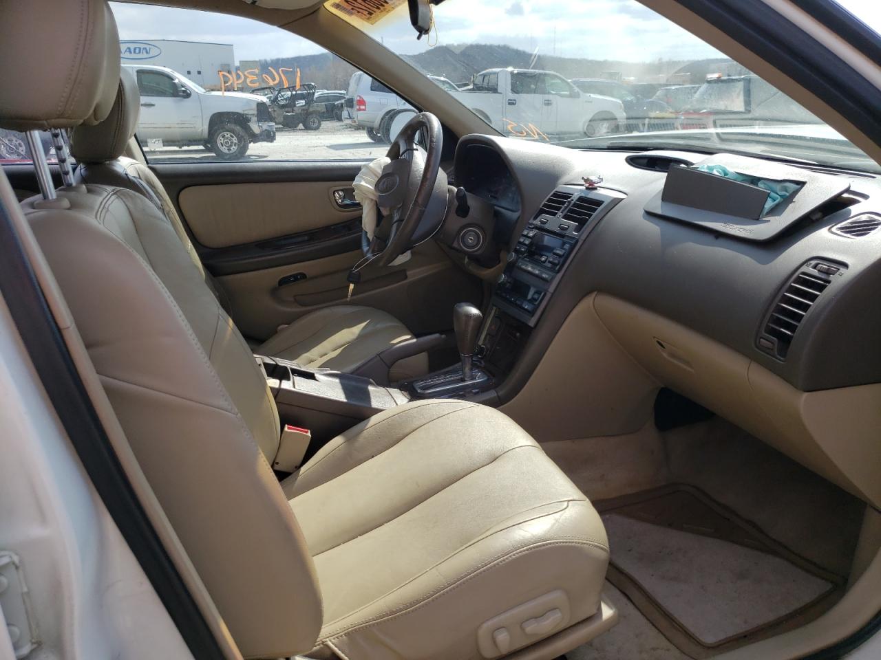 Photo 5 from auction – 2000 NISSAN MAXIMA GLE with VIN JN1CA31D1YT542573