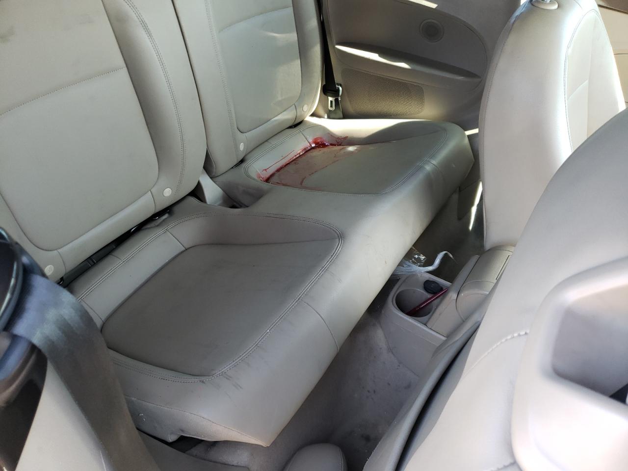 Photo 6 from auction – 2014 VOLKSWAGEN BEETLE with VIN 3VW5L7AT3EM820850