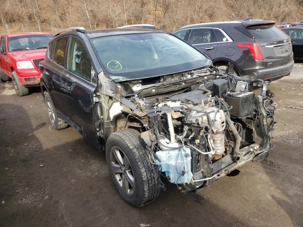 Photo 1 from auction – 2015 TOYOTA RAV4 XLE with VIN 2T3RFREV7FW320337