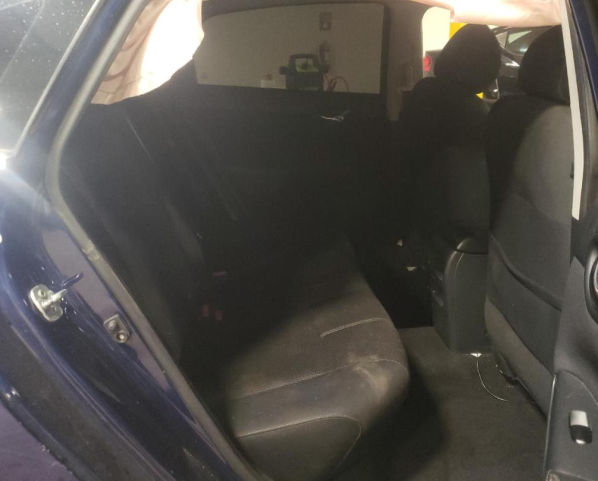 Photo 6 from auction – 2016 NISSAN SENTRA S with VIN 3N1AB7AP6GY330151