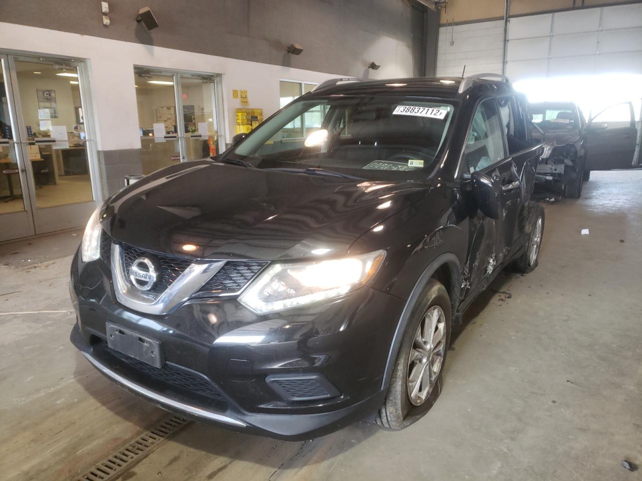 Photo 2 from auction – 2016 NISSAN ROGUE S with VIN KNMAT2MV8GP623672