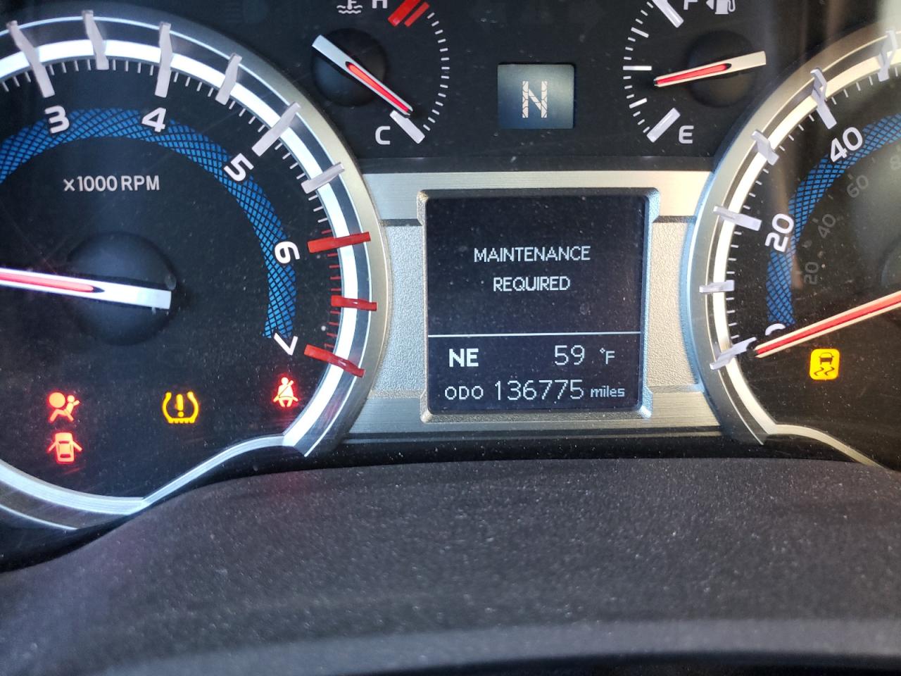 Photo 8 from auction – 2014 TOYOTA 4RUNNER SR with VIN JTEBU5JR8E5168207