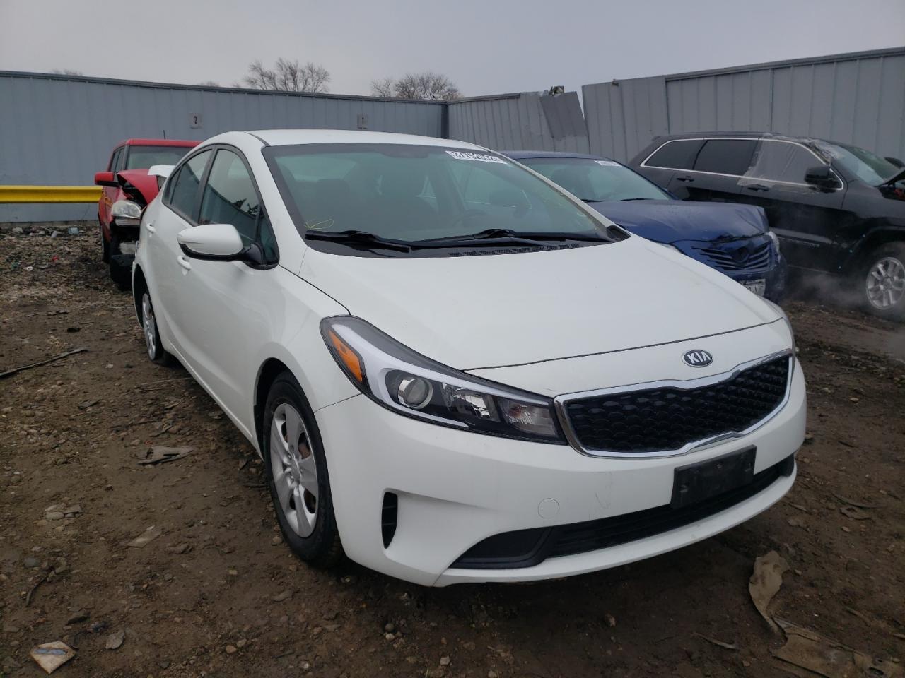 Photo 1 from auction – 2018 KIA FORTE LX with VIN 3KPFK4A77JE217934