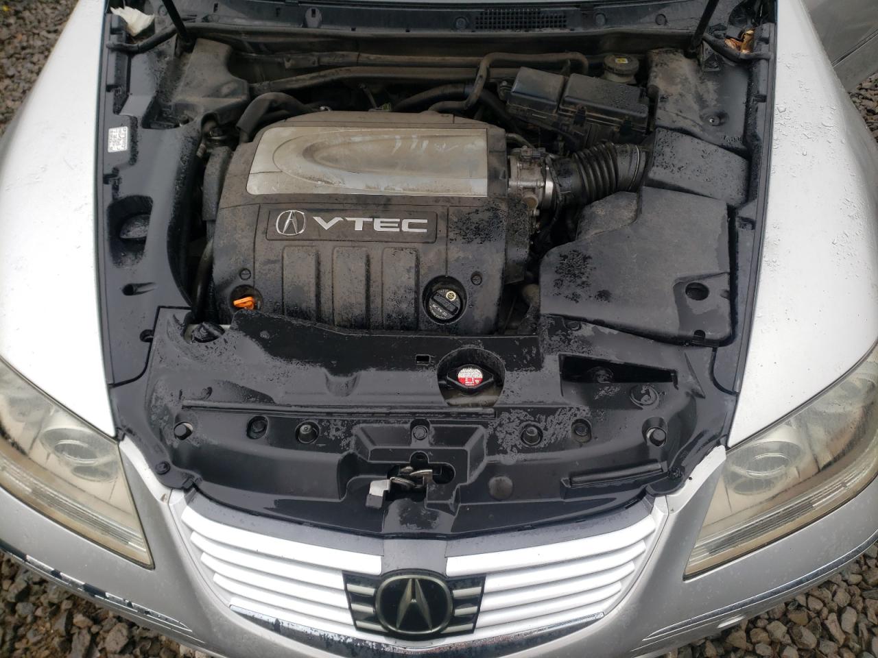 Photo 7 from auction – 2006 ACURA RL with VIN JH4KB16506C004325