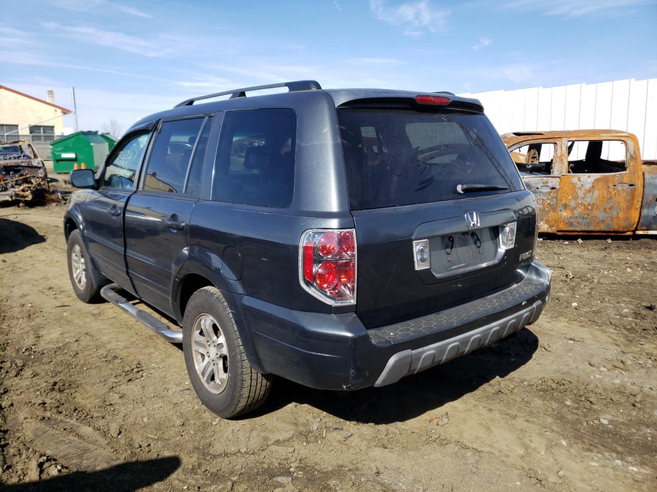Photo 3 from auction – 2003 HONDA PILOT EXL with VIN 2HKYF18633H571974