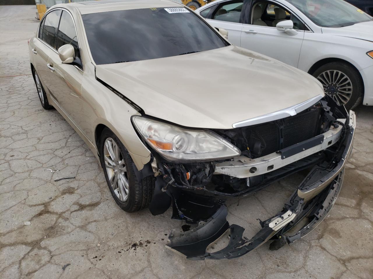 HYUNDAI GENESIS 4. 2012 with VIN KMHGC4DF2CU163964 - Photo from auction
