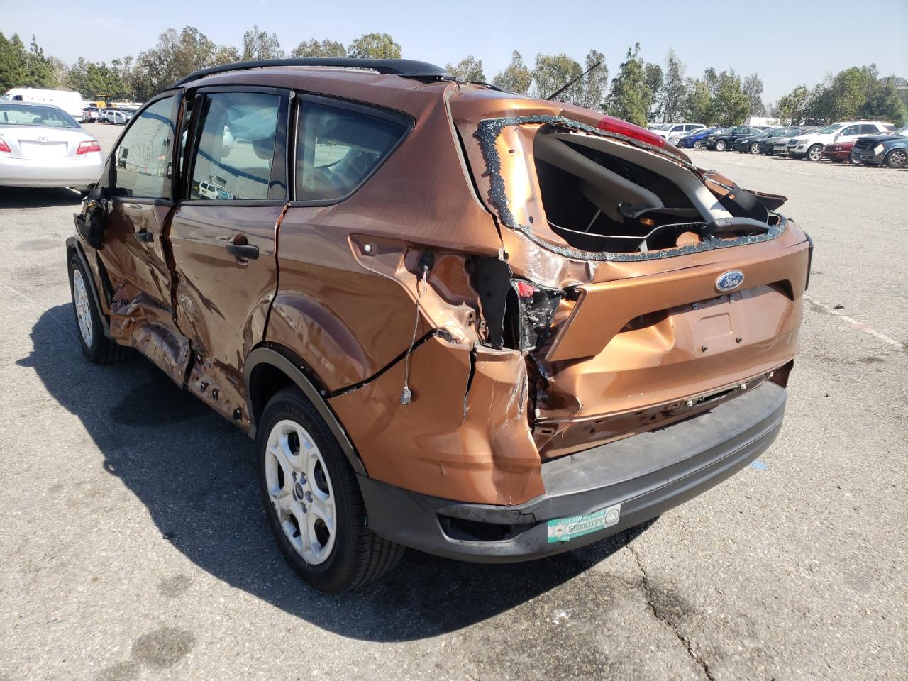 Photo 3 from auction – 2017 FORD ESCAPE S with VIN 1FMCU0F72HUE09221