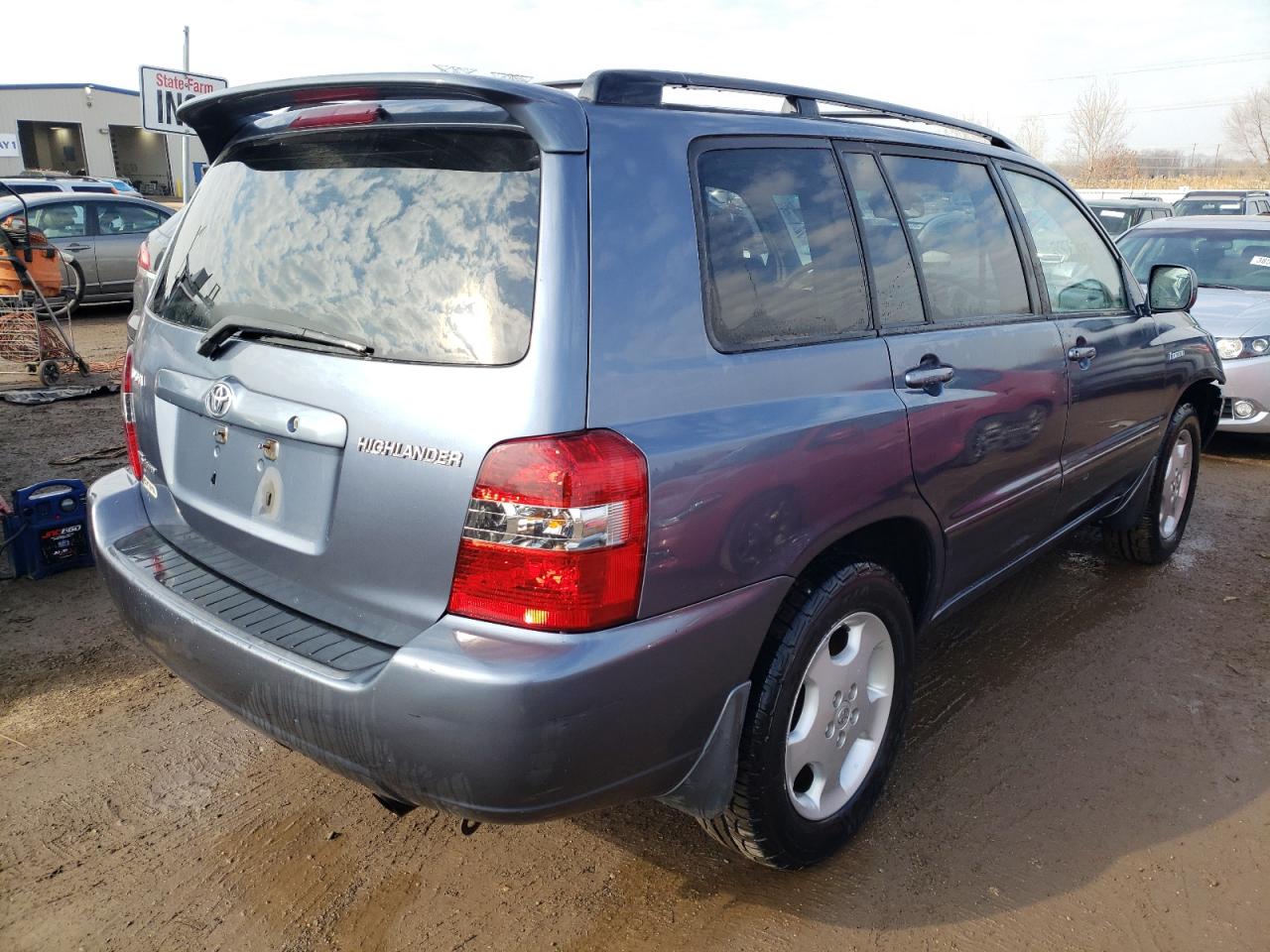 Photo 4 from auction – 2005 TOYOTA HIGHLANDER with VIN JTEEP21A450112629