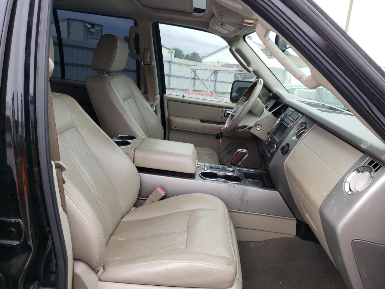 Photo 5 from auction – 2008 FORD EXPEDITION with VIN 1FMFU19548LA07946
