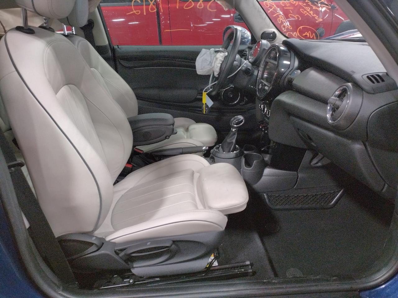 Photo 5 from auction – 2014 MINI COOPER with VIN WMWXM5C56ET932505