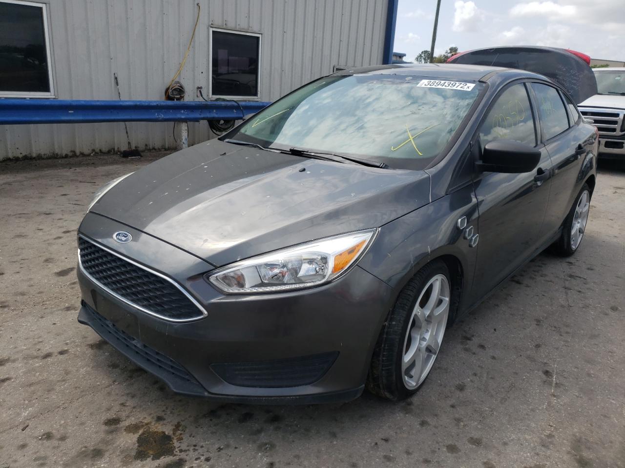 Photo 2 from auction – 2018 FORD FOCUS S with VIN 1FADP3E27JL311634