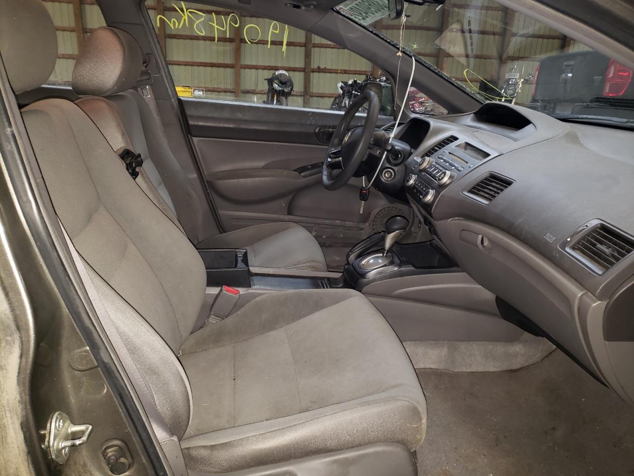 Photo 5 from auction – 2007 HONDA CIVIC DX with VIN 2HGFA16347H010164