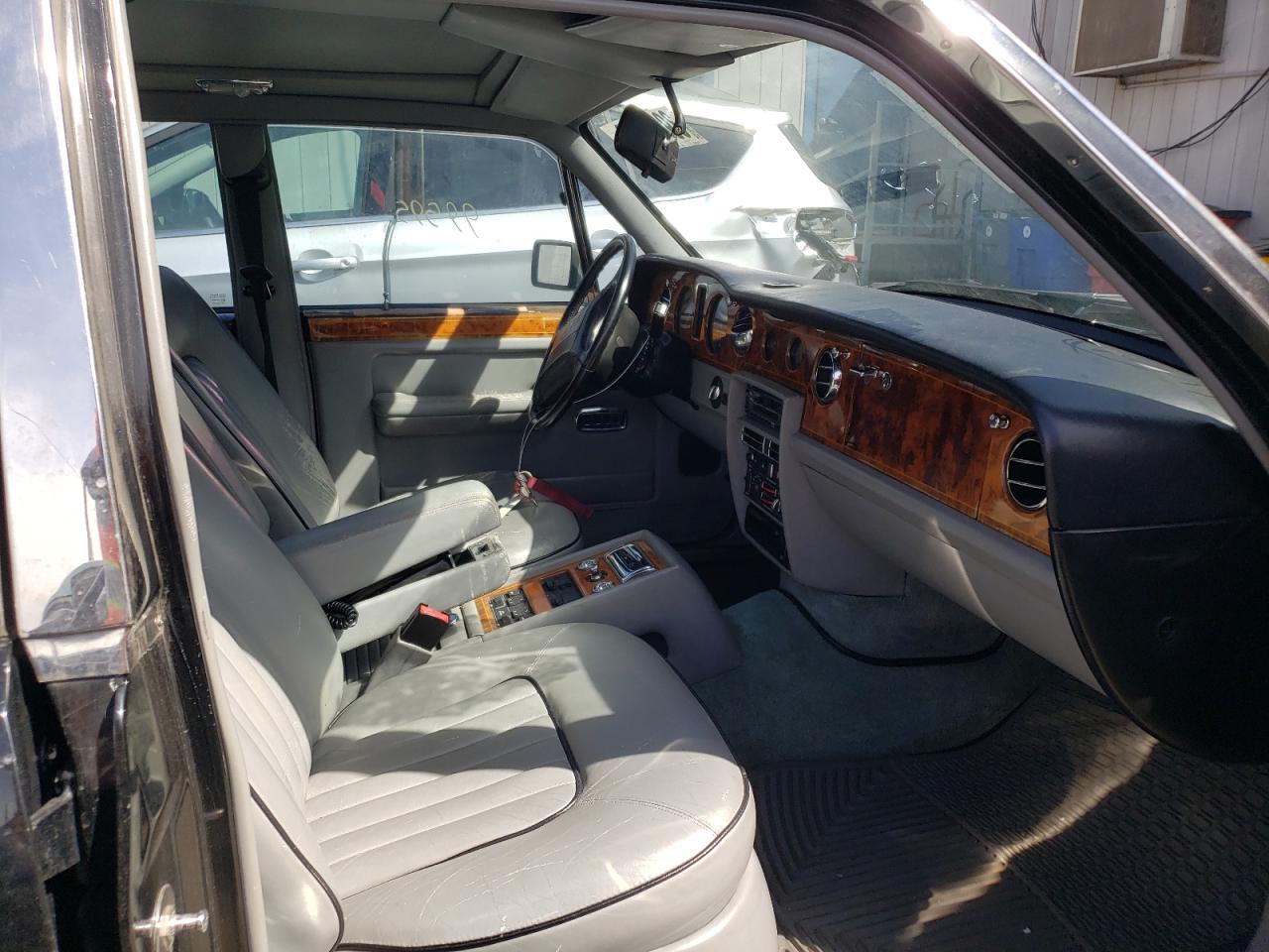 Photo 5 from auction – 1991 ROLLS-ROYCE SILVER SPU with VIN SCAZN02D8MCX34986