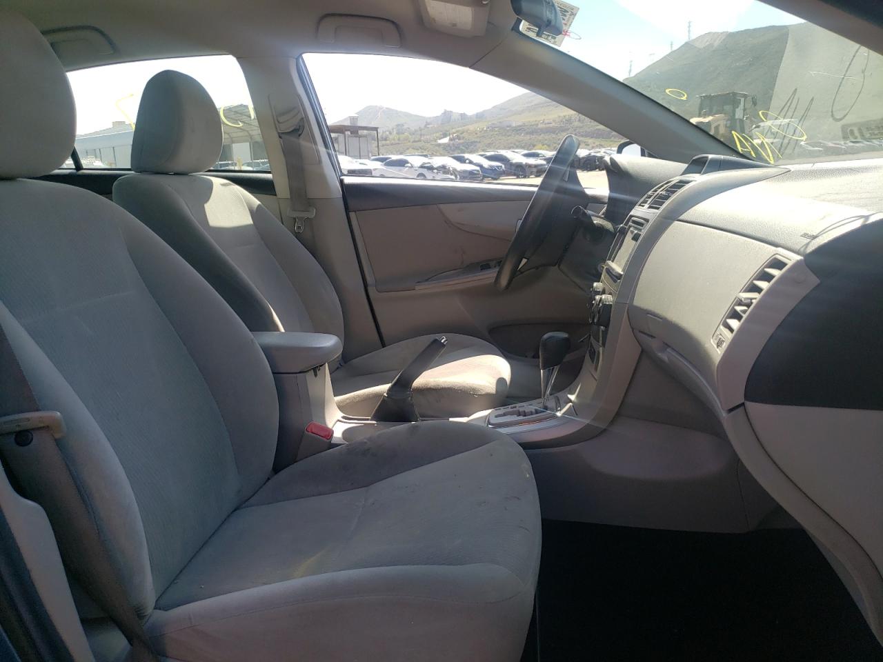 Photo 5 from auction – 2013 TOYOTA COROLLA BA with VIN 5YFBU4EE4DP105371