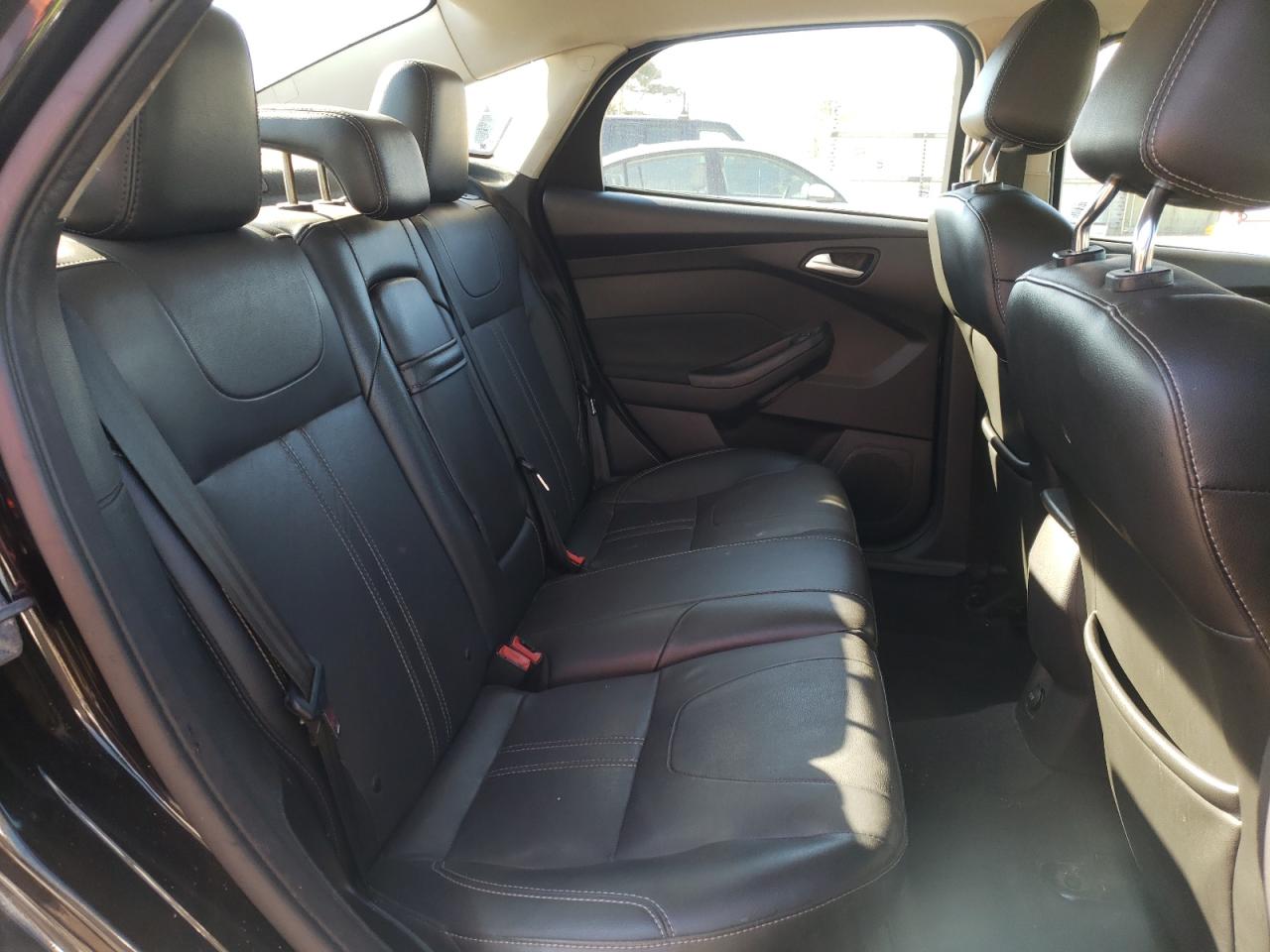 Photo 6 from auction – 2012 FORD FOCUS SEL with VIN 1FAHP3H29CL369566