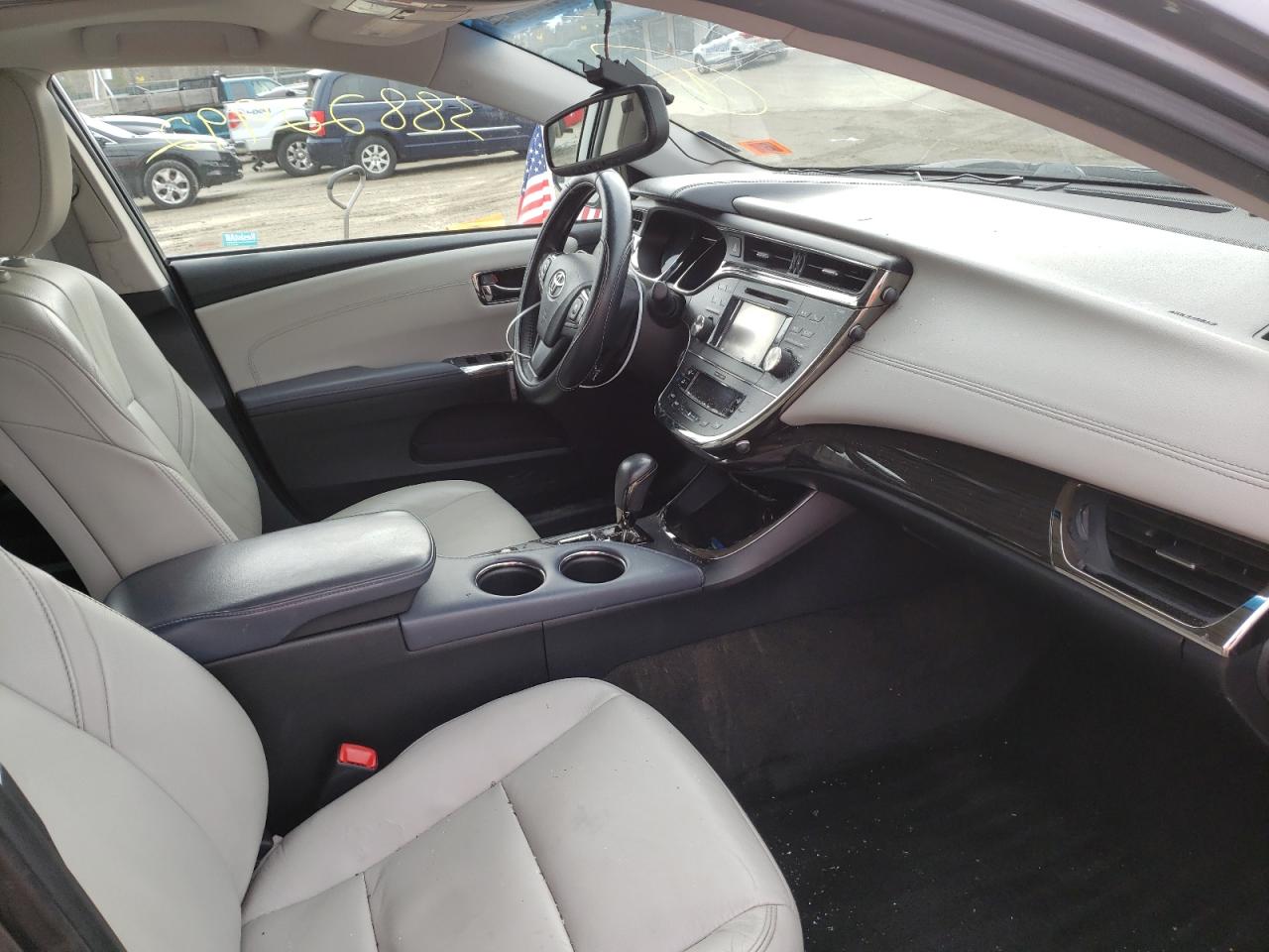 Photo 5 from auction – 2013 TOYOTA AVALON HYB with VIN 4T1BD1EB0DU011295