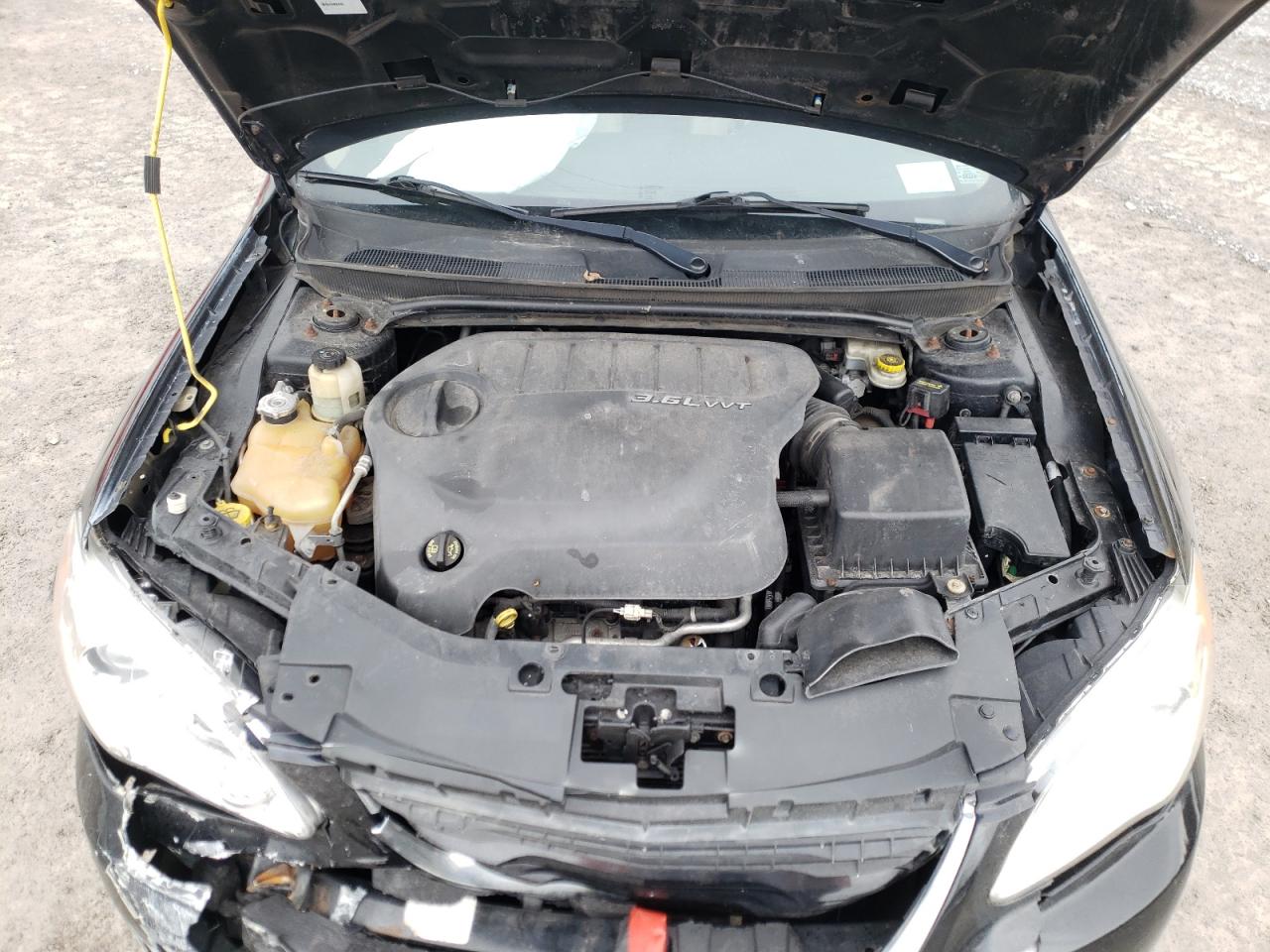 Photo 7 from auction – 2013 CHRYSLER 200 LIMITE with VIN 1C3CCBCG4DN556138