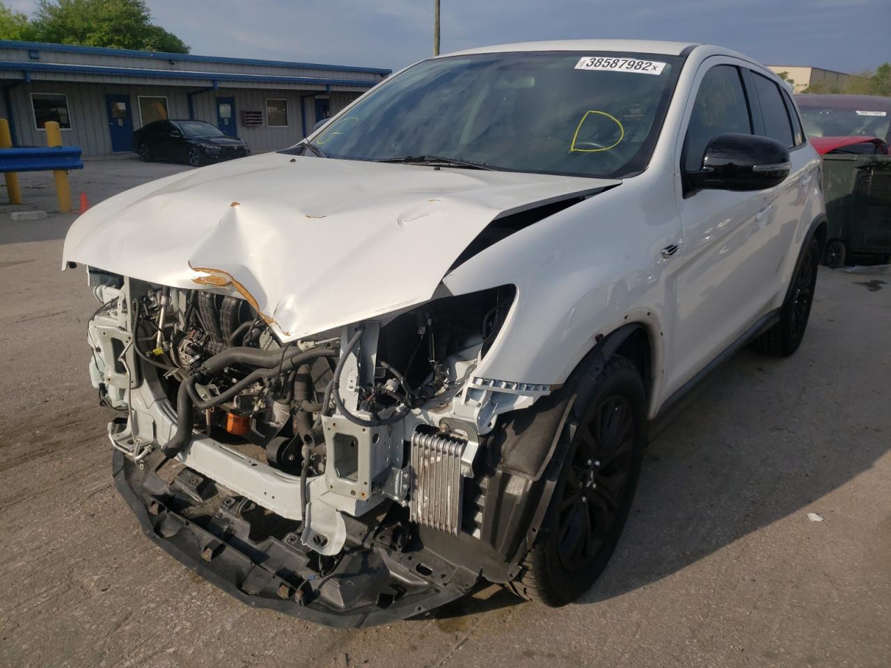 Photo 2 from auction – 2018 MITSUBISHI OUTLANDER with VIN JA4AP3AU7JU007910