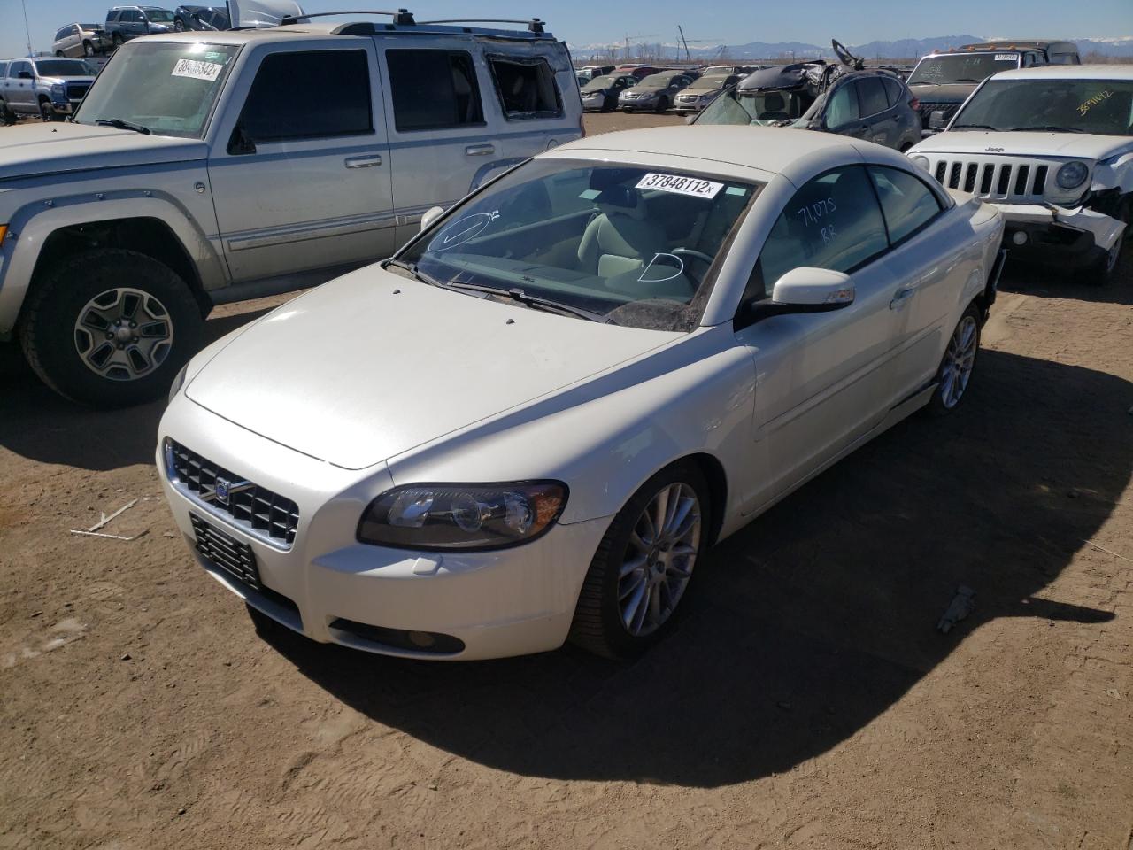 Photo 2 from auction – 2008 VOLVO C70 T5 with VIN YV1MC67288J052107