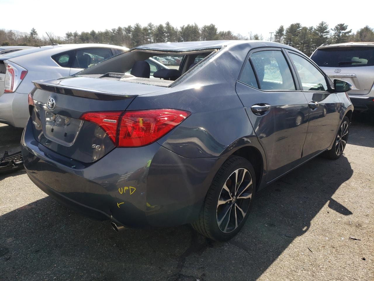 Photo 4 from auction – 2019 TOYOTA COROLLA L with VIN 2T1BURHE7KC197971