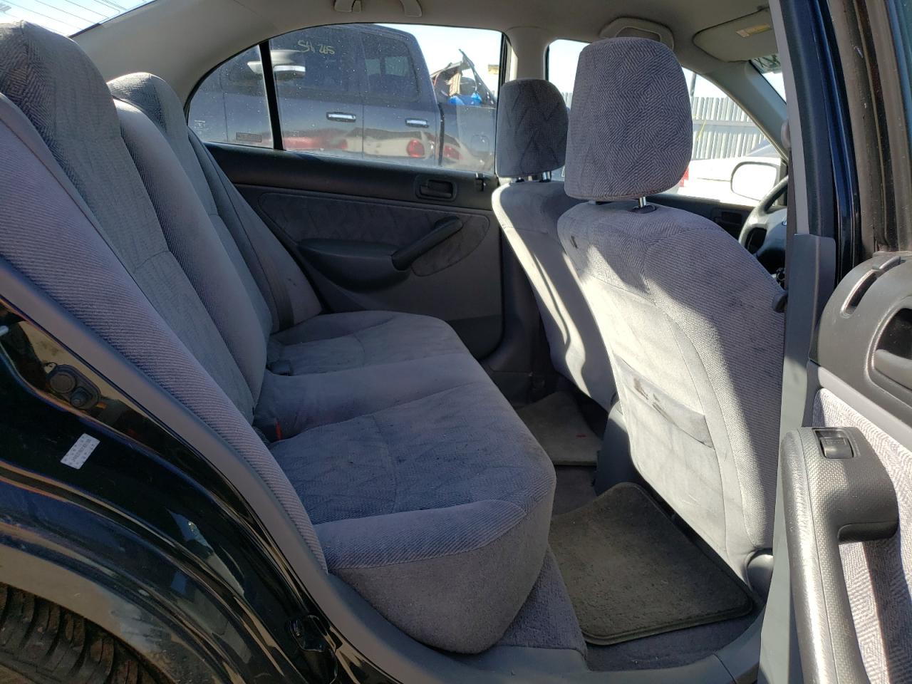 Photo 6 from auction – 2001 HONDA CIVIC LX with VIN JHMES16531S001396