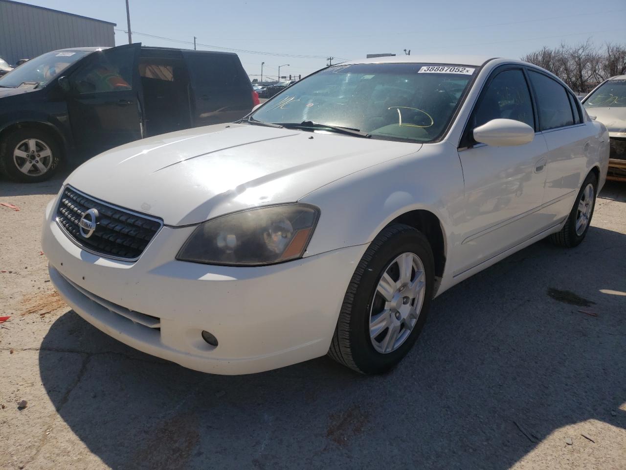 Photo 2 from auction – 2005 NISSAN ALTIMA S with VIN 1N4AL11D95C131149