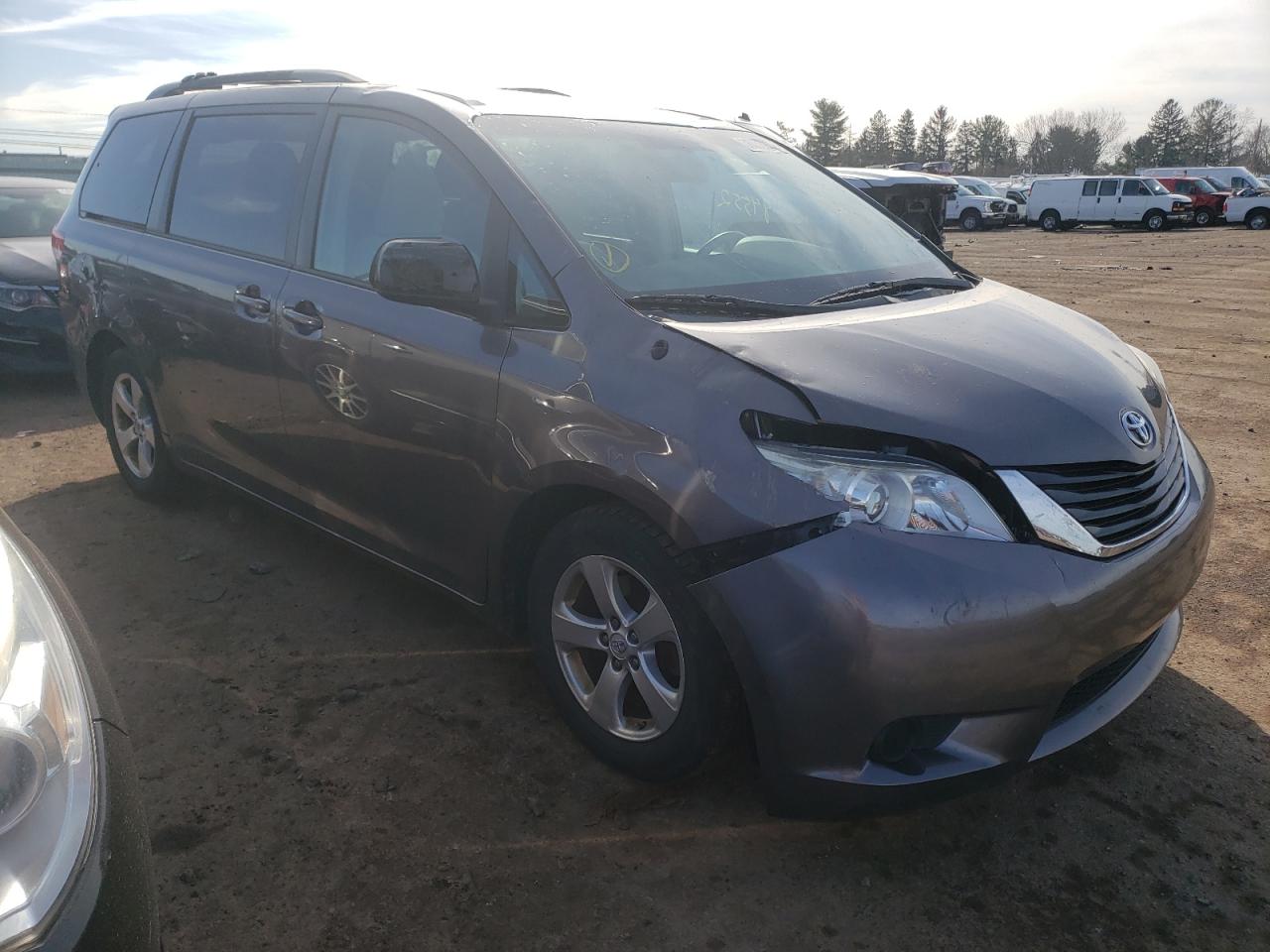 TOYOTA SIENNA LE 2014 with VIN 5TDKK3DC7ES519060 - Photo from auction