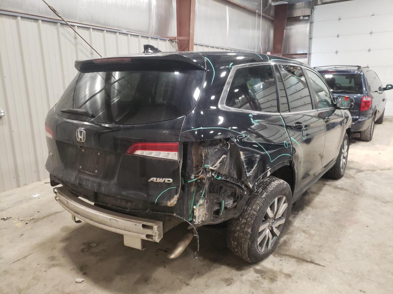Photo 4 from auction – 2019 HONDA PILOT EXL with VIN 5FNYF6H51KB100956